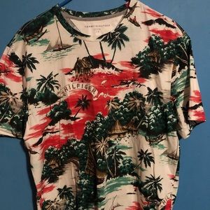 Large Tommy Hilfiger Hawaii print shirt